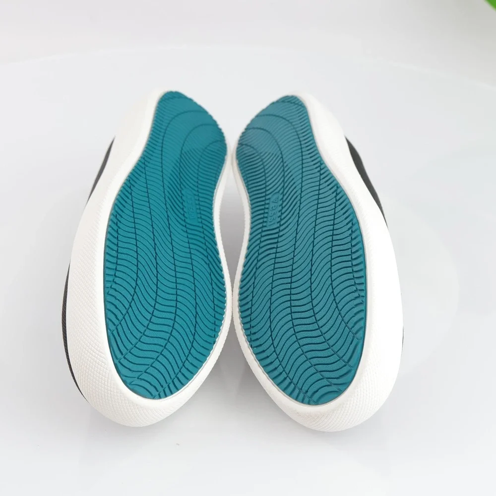 Vessi Womens Boardwalk Slip-On Sneakers Size 10 Waterproof Black Comfort Shoes